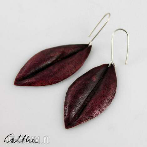 Liście z miedzi - wiszące kolczyki lub klipsy handmade Caltha (OOAK)