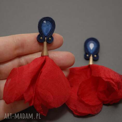 Granatowe klipsy sutasz z kwiatkiem - eleganckie, wiszące na wyjścia (handmade)