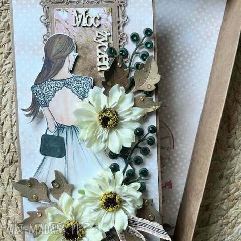 Ręcznie robiona kartka urodzinowa w pudełku (scrapbooking 3D) - z miejscem na życzenia i kieszonką