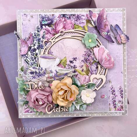 kartka w pudełku - ogród pełen lawendy kartka na urodziny