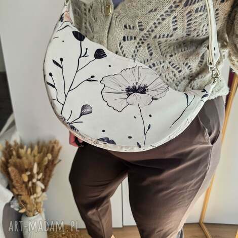 Torebka listonoszka Luna półokrągła na ramię handmade