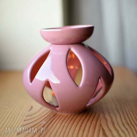 kominek do wosku ceramiczny różowy aromaterapia, prezent