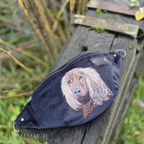 Pojemna nerka handmade Cocer Spaniel - welurowa saszetka na spacer