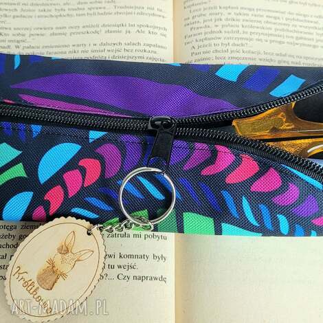 Piórnik/kosmetyczka Witraż - wodoodporne etui do szkoły i na prezent