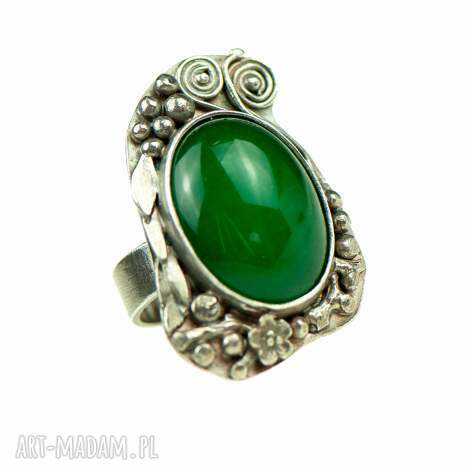 pierścionek z zielonym jadeitem a566 kamień naturalny prezent
