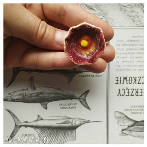 Pierścionek kwiatowy bordo z ceramiki - regulowany handmade