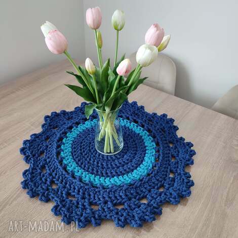 Okrągła podkładka szydełkowa ze sznurka 50 cm - boho 