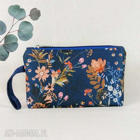 Kosmetyczka handmade - praktyczny organizer do torebki