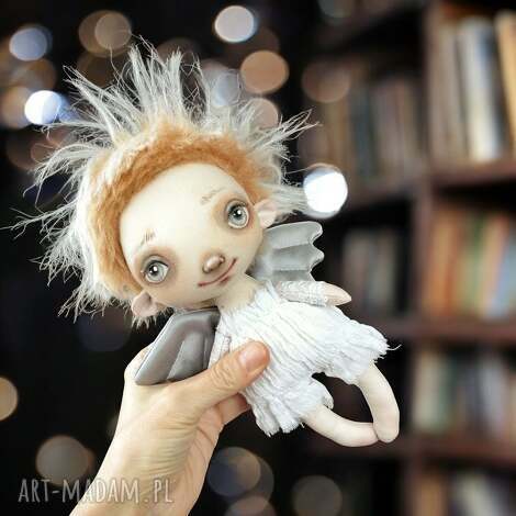 aniołek - artystyczna lalka kolekcjonerska z tkaniny, dekoracja ścienna