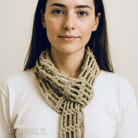 wąski ażurowy szalik naszyjnik ozdoba na szyję beż