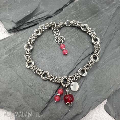 Bransoletka chainmaille z jadeitem bordo, agatem neonowym i hematytem - maxi, regulowana