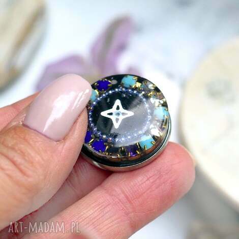 chodelska art studio efektowny pierścień z żywicą, duży pierścionek srebrny