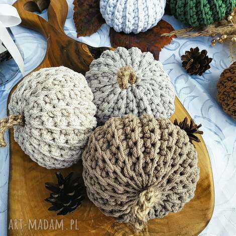 Biała, mała dynia z sznurka bawełnianego - handmade