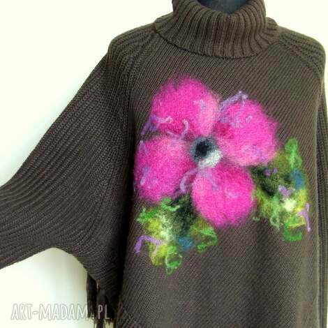 sweter poncho frędzle s/m, brązowe ponczo, filcowany kwiat