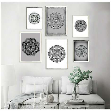 Zestaw 6 plakatów Mandala do domu - 3x 50x70 i 3x 30x40, biel-szarość-czerń