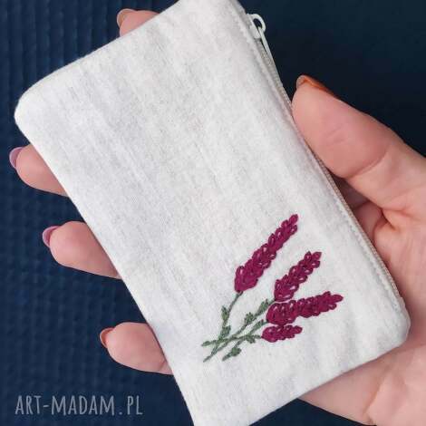 mini saszetka haftowana lawenda, styl romantyczny, kosmetyczka z haftem