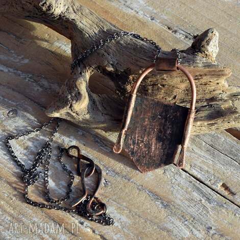 naszyjnik - wisior z kutej, oksydowanej miedzi /21/, biżuteria goth