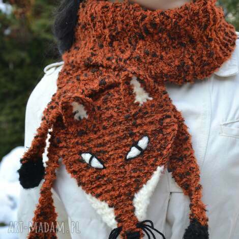 szalik lisek/kołnierz z boucli/szalik damski/handmade/ocieplacz na szyję/szalik