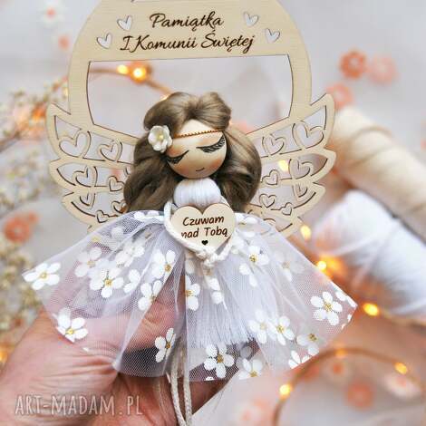 pamiątka pierwszej komunii - aniołek na obręczy pakowanie na prezent