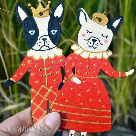 ręcznie malowane ozdoby świąteczne - para buldogów w czerwono złotych strojach