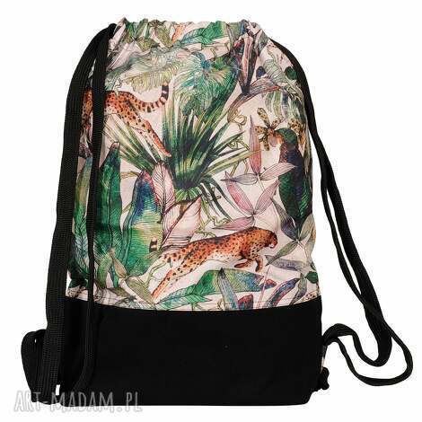 plecak typu worek w gepardy sznurkiem wakacje
