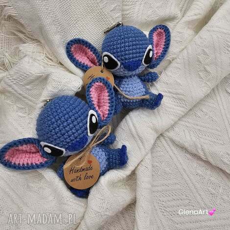 stitch wykonany na szydełku mała zawieszka - brelok sticha polskie