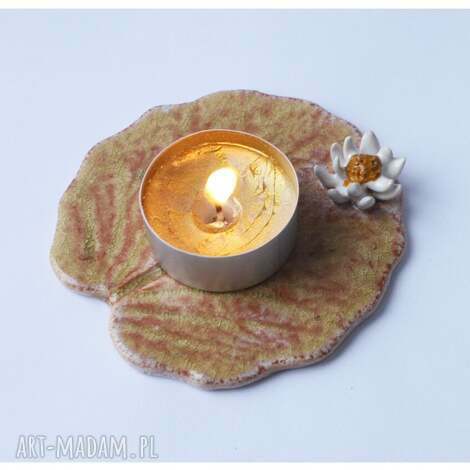 Podstawek nenufar beżowy - ceramiczny handmade na świeczkę