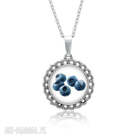 medalion okrągły mały z grafiką borówki, prezent, upominek, oryginalny