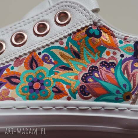 ręcznie malowane trampki ze sztucznej skóry z tureckimi wzorami roślinnymi