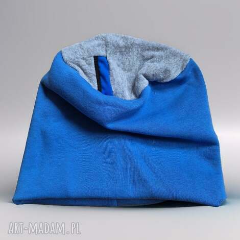 czapka niebieska uniwersalna gora patchworkowa na podszewce,uwaga poezja: wiewiórka