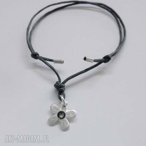 KWIAT bransoletka z matowionego srebra i Swarovski Elements na sznurku - ręcznie robiona