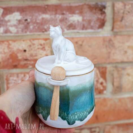 urokliwy pojemnik cukiernica z kotem grass biel prezent drewnianą