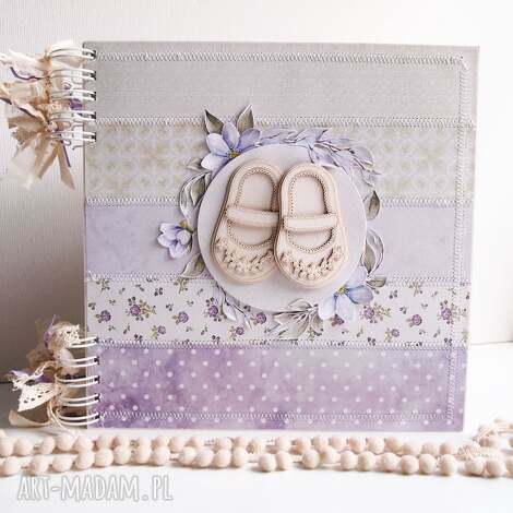 Album scrapbooking 25x25 na chrzest - personalizowany dla Hani