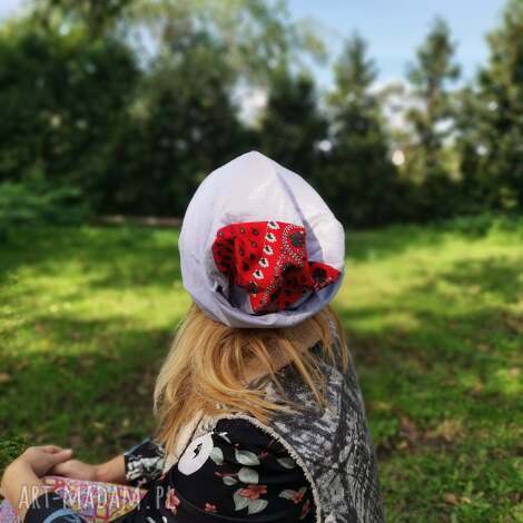 Szara czapka 