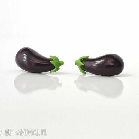 Bakłażany - lekkie kolczyki wkręty z modeliny Fimo i stali chirurgicznej