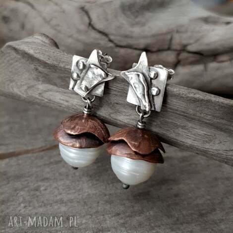 acorns i kolczyki z miedzi srebra perłami metaloplastyka srebro