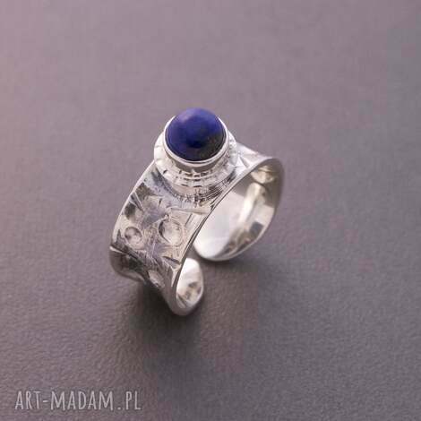 pierścionek srebrny z lapis lazuli, kamieniem, prezent dla niej