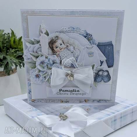 Kartka na Chrzest Święty w pudełku 14x14 - scrapbooking dla chłopca