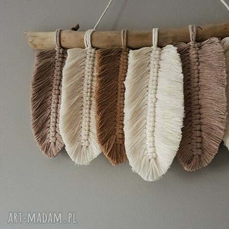 Makrama Piórka Beige boho na ścianę - ręcznie robiona