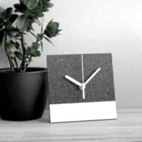 Geometryczny zegar do salonu zegary studio blureco, nowoczesny eco, minimalistyczny, stojący