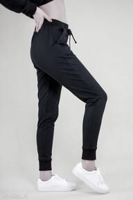 Spodnie dresowe damskie czarne bawelniane lona