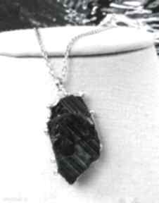Naszyjnik kamień wisiorek czarny turmalin naturalny z łańcuszkiem, pomysł na prezent