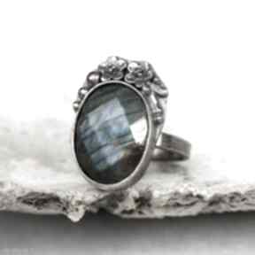 Srebrny pierścionek z labradorytem a914 artseko z minerałami, ze srebra, romantyczny