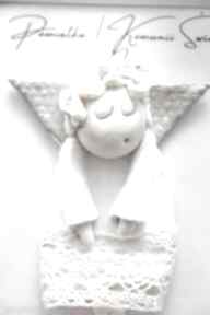 Anioł dla chłopca pamiątka komunii dziecka angel style w ramce, stróż, z masy solnej