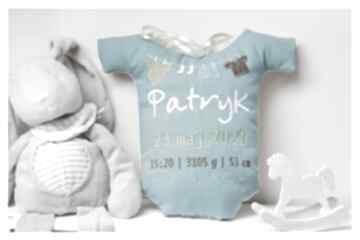 Metryczka urodzenia, personalizowana poduszka dziecięca prezent z okazji narodzin dziecka, body