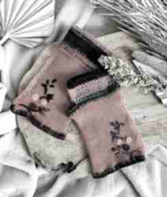 Wełniane mitenki rękawiczki the wool art, na prezent, kolorowe, dłonie, akcesoria