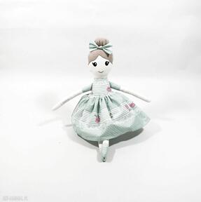Ręcznie szyta lalka dla dziewczynki, pomysł na prezent, polskie