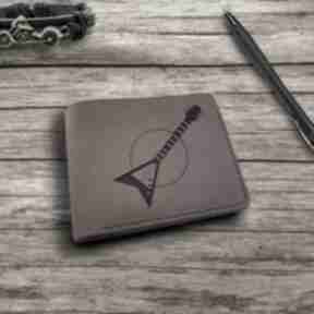 Prezent dla gitarzysty muzyka portfel męski skórzany z grawerem brązowy handmade