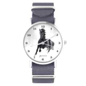 Zegarek - czarny koń, cyfry fioletowy, nylon zegarki lili arts, nylonowy pasek, typ militarny