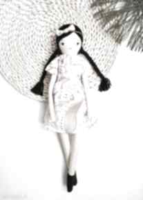Bawełniana laleczka w sukience mallow szmaciana, lalka, handmade, prezent, szyta warkocze